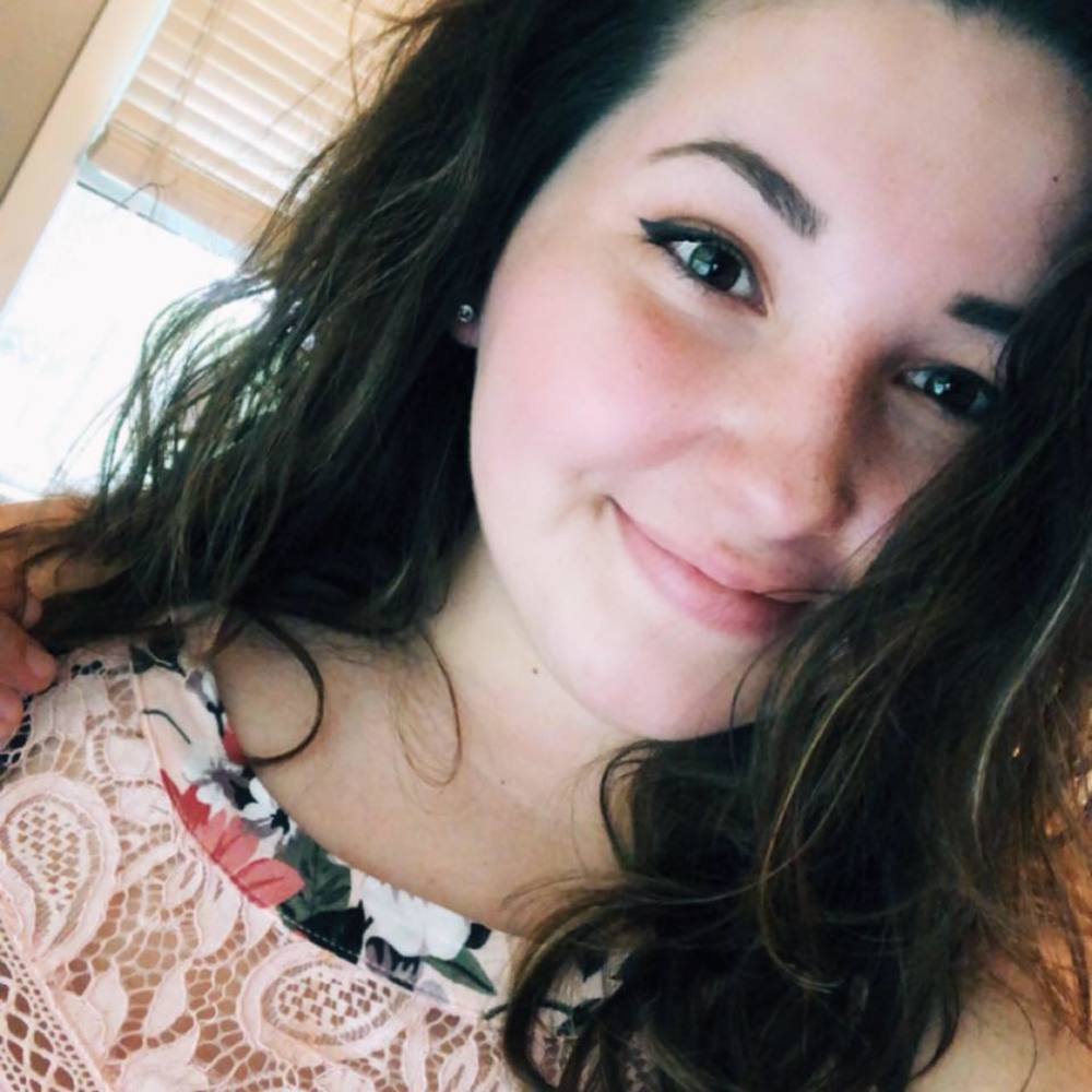 Meet your Posher, Madelyn